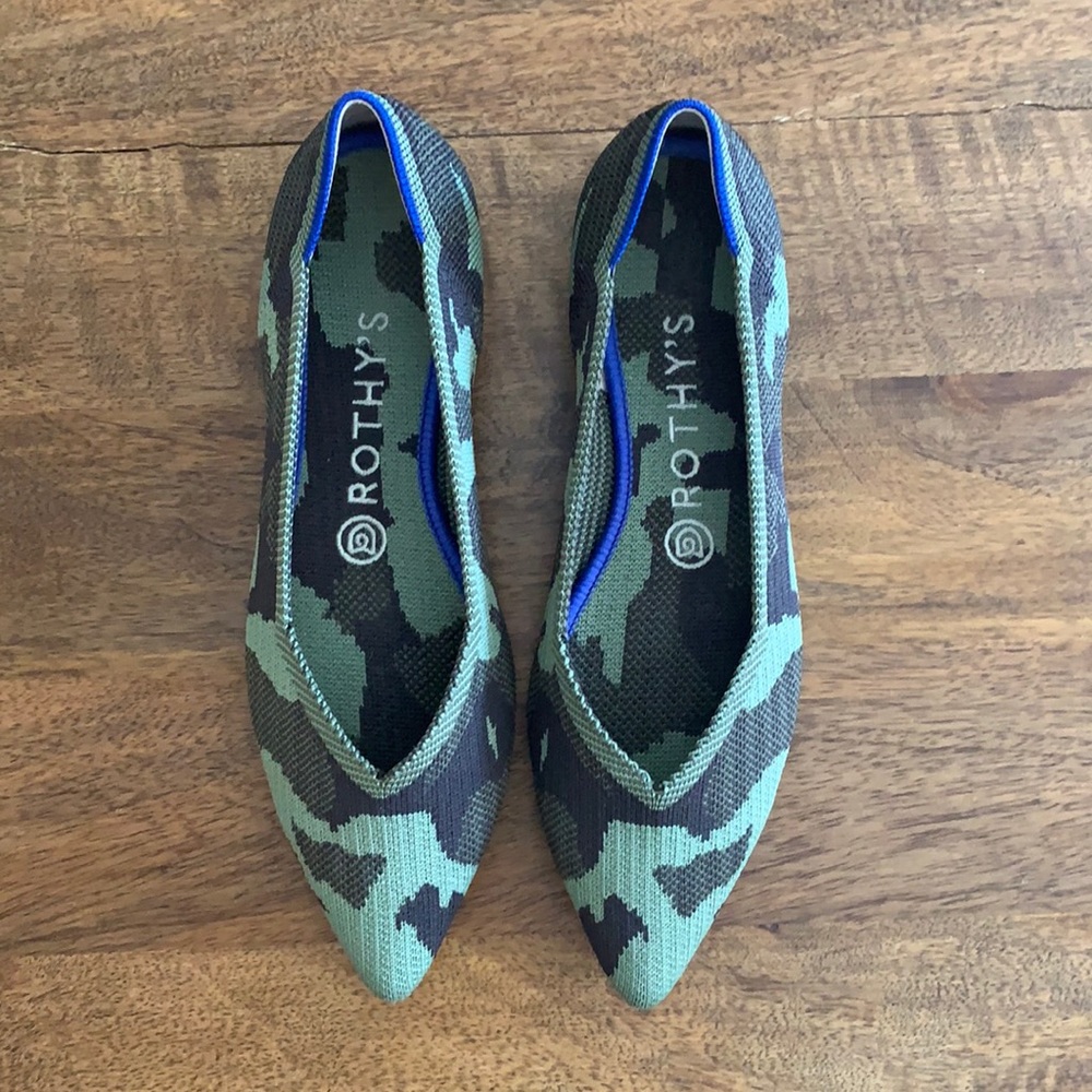 Rothy’s Camo Print Point Slides - NEW